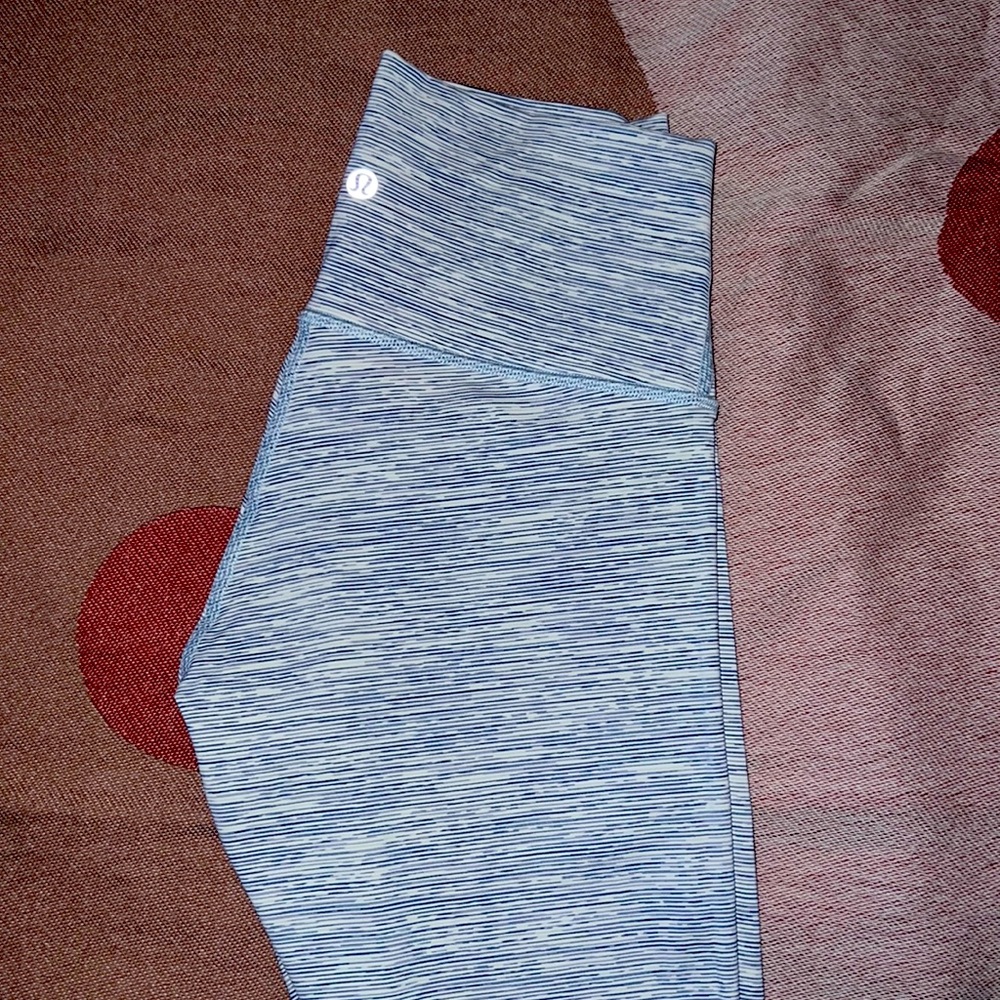 Lululemon white/gray leggings